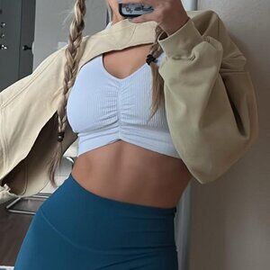 Women's Tan Sweatshirt